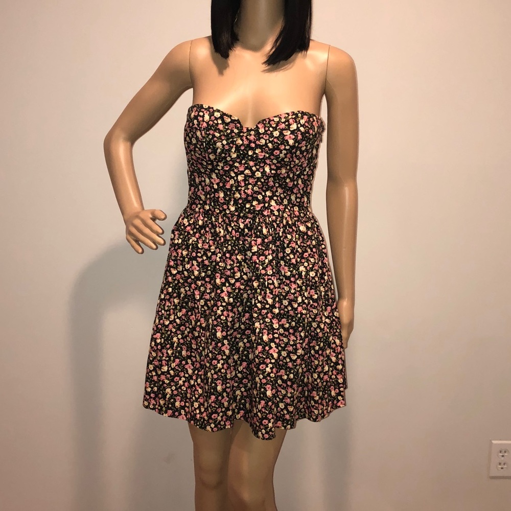 Woman’s Dress